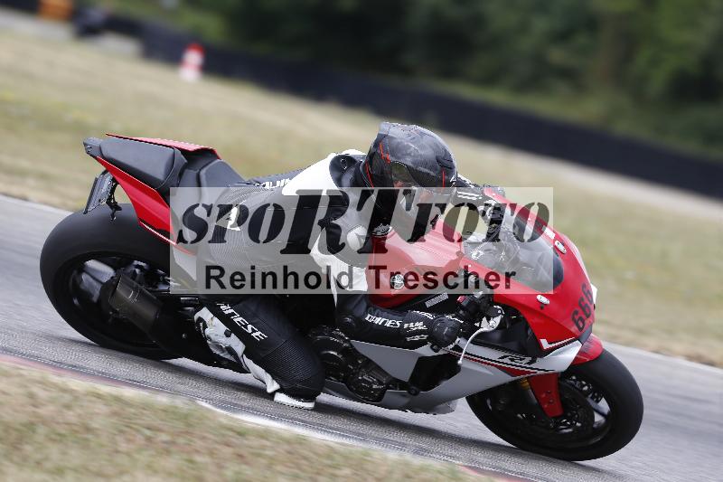 /32 07.07.2025 Plüss Moto Sport ADR/Freies Fahren/666